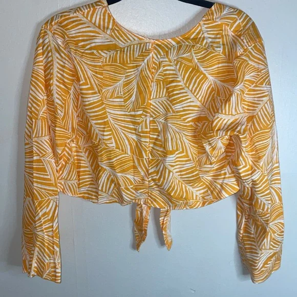 🦋NWT Women's Shade & Shore Tie-Front Long Sleeve Cover Up Top and Shorts! - Picture 8 of 15